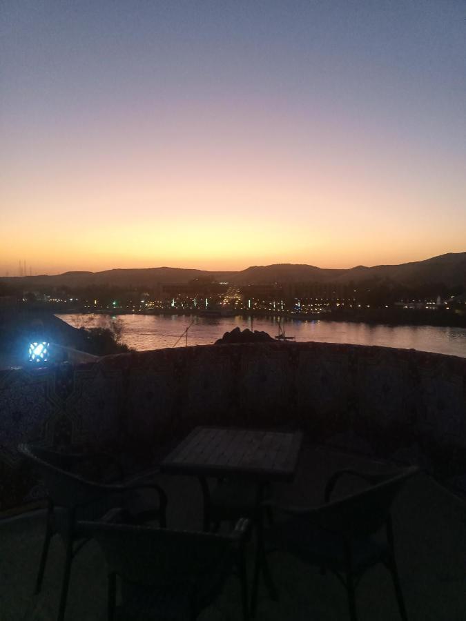 Go Inn Backpackers Aswan Exteriör bild